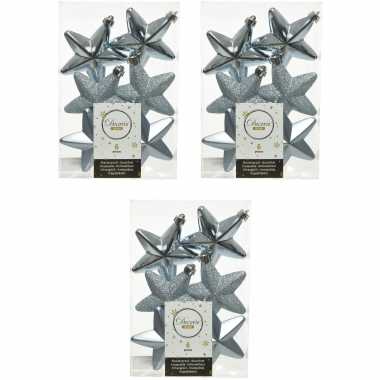 18x lichtblauwe kunststof sterren kerstballen/ kersthangers 7 cm