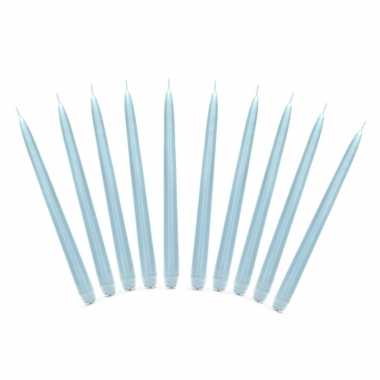 30x stuks dinerkaarsen lichtblauw 24 cm